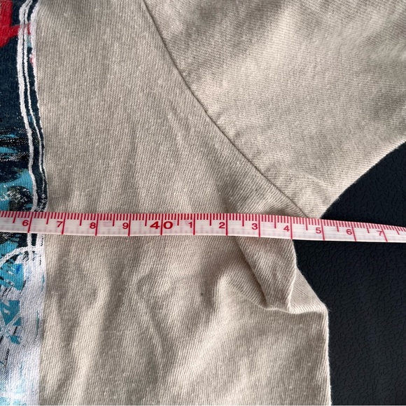 MTV Logo Vintage Beige T Shirt - Picture 9 of 9